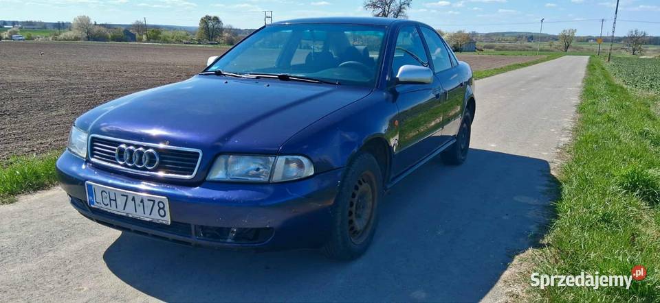 Audi a4 b5 16benzyna niebieski lubelskie Hrubieszów