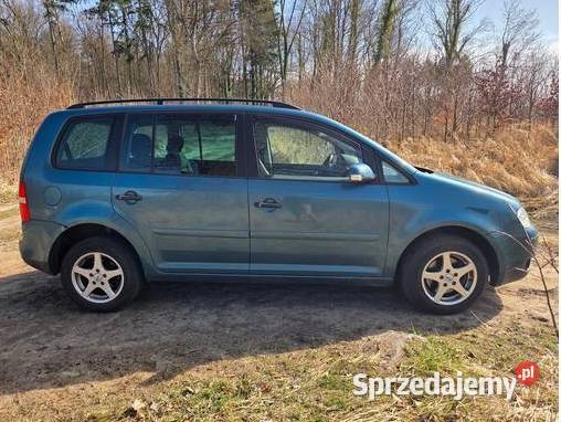 Syndyk sprzeda Volkswagen Touran 19 TDI 1896cm3 Szczecin