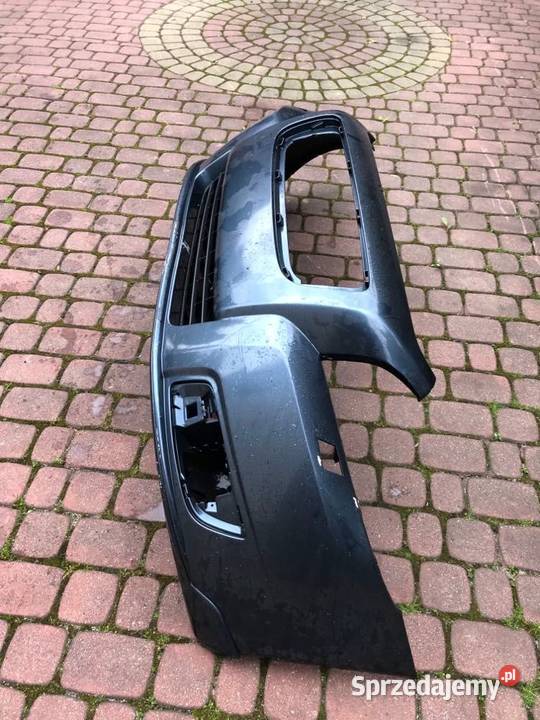 Zderzak przód volvo v50 lift 2010r