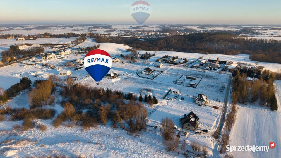 Działka budowlana Nowiec 1770 m WZ media