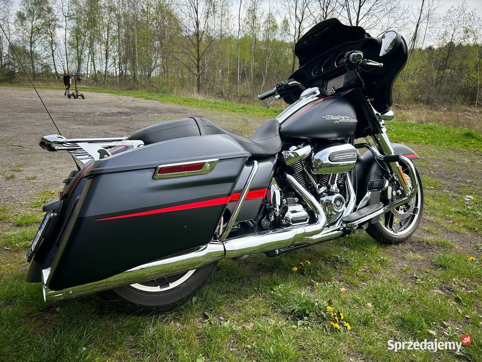 Harley Davidson Street Glide CVO licznik KOSO radio śląskie Orzesze