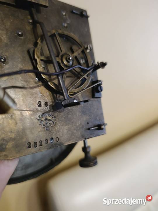 Zabytkowy zegar wiszący Lenzkrich 26 Kobylnica