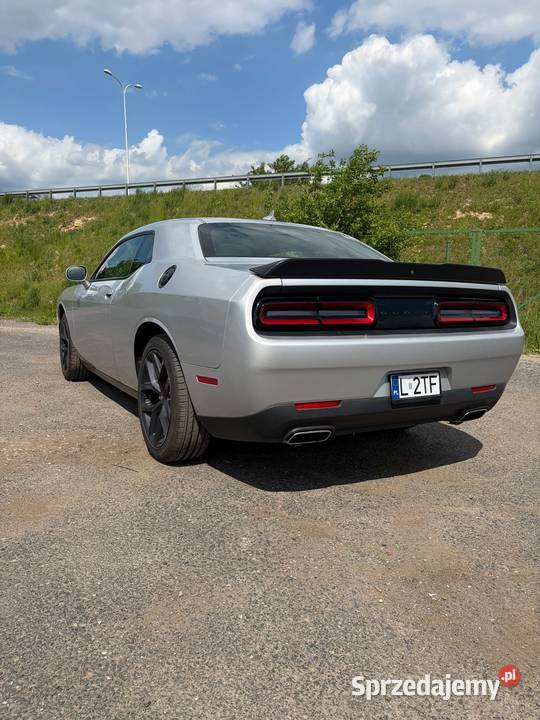 Dodge Challenger 36 V6 2020 309KM Lublin