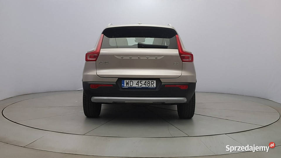 Volvo XC 40 B3 Core aut Z Polskiego Salonu Warszawa