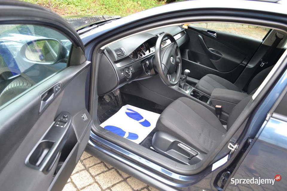 Volkswagen Passat b6 16B MPI 102 Sprowadzony manualna Nowa Słupia