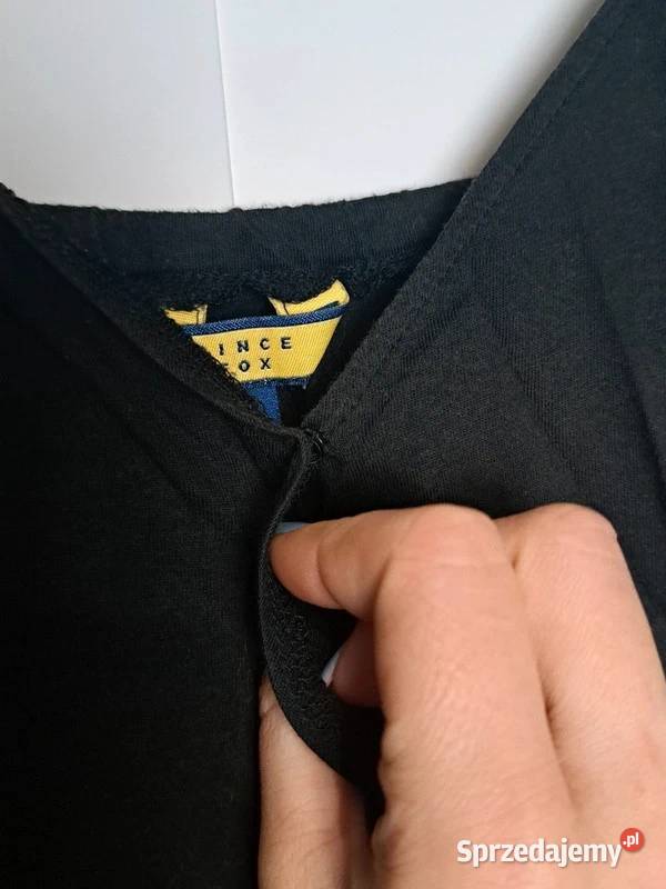 Stylowy czarny kombinezon marki Prince Fox w czarny pomorskie Trąbki Wielkie