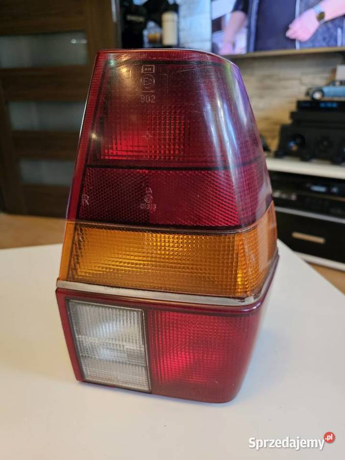 Lampa tył prawa Vw Passat B2 szczupak oryginalna Elbląg sprzedam