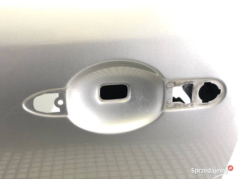 DRZWI LEWY PRZÓD RENAULT MEGANE III Hatchback osobowe