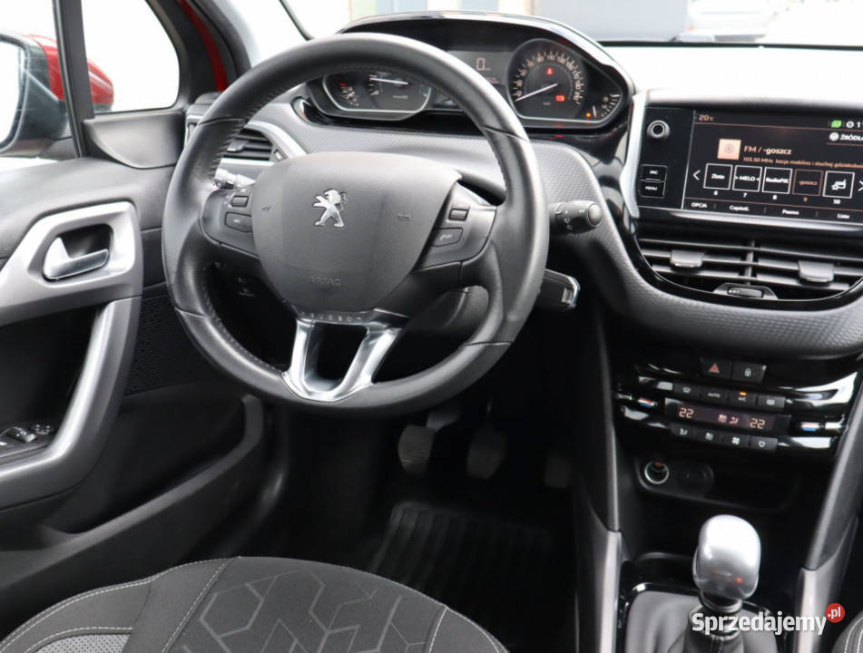 Peugeot 2008 12 PureTech 53054km Piaseczno