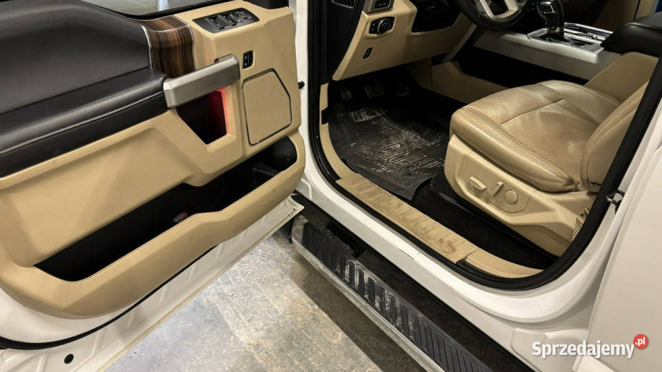 Ford F150 31t LARIAT 20092015 światła LED Grójec