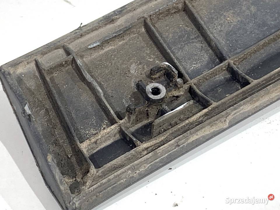 LISTWA DRZWI LEWY PRZÓD HYUNDAI KONA Crossover