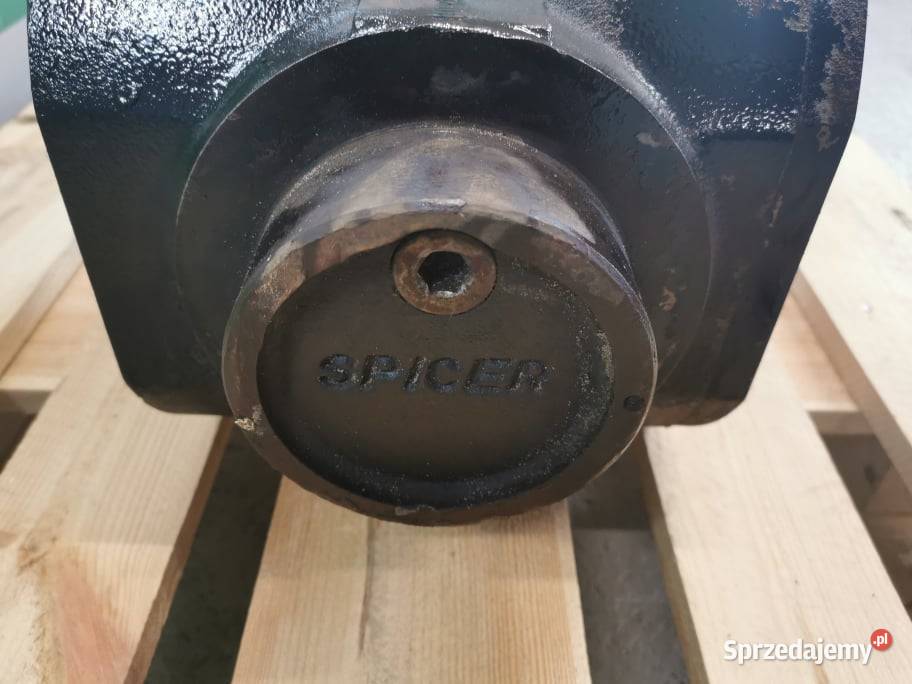 Dyferencjał Manitou MT 932 Spicer 11X35 przód Pozostałe Wilkowo sprzedam