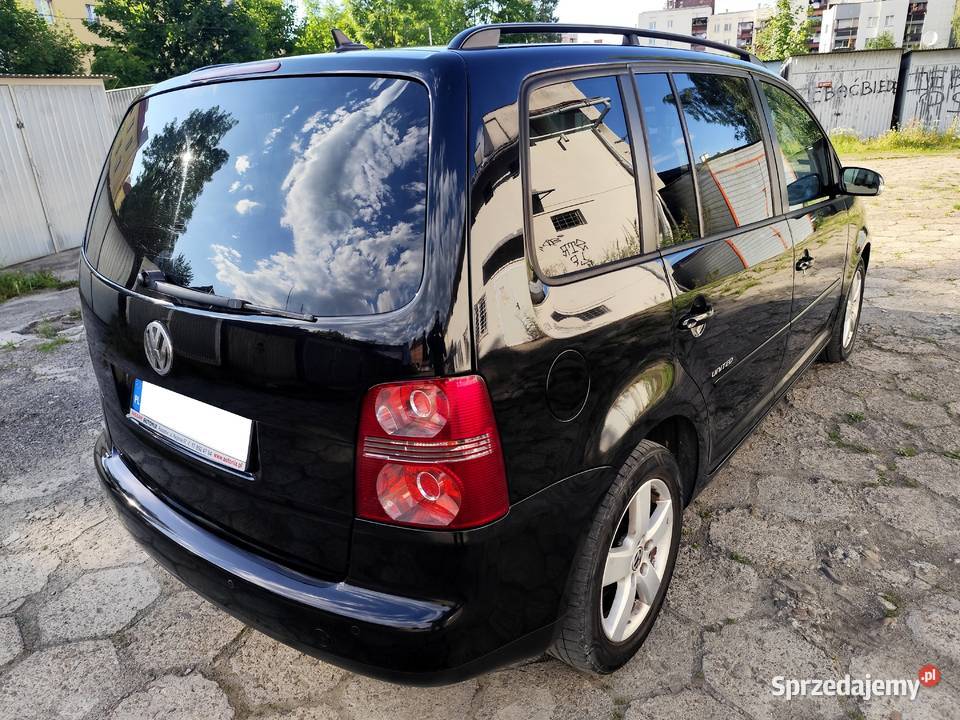 VW Touran Lift 20 TDI 20089 Rok produkcji 2008