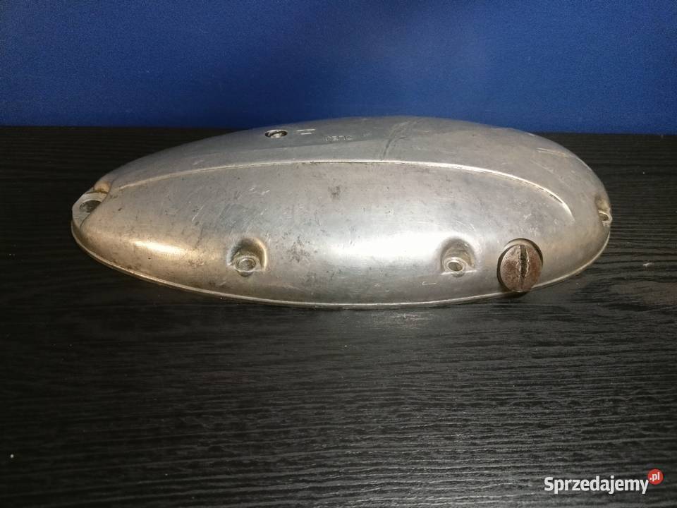 Pokrywa silnika jawa 50 w miejscu gdzie jest opolskie
