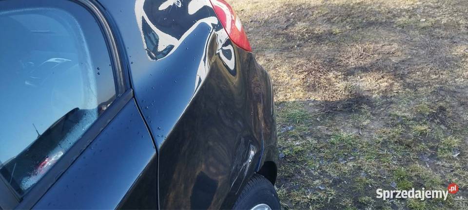 Sprzedam samochód osobowy 2000cm3 Seria 1 sprzedam