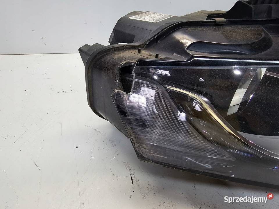 REFLEKTOR XENON LED KOMPLTNY PRAWY AUDI A4 B8 Motoryzacja Przystajń sprzedam