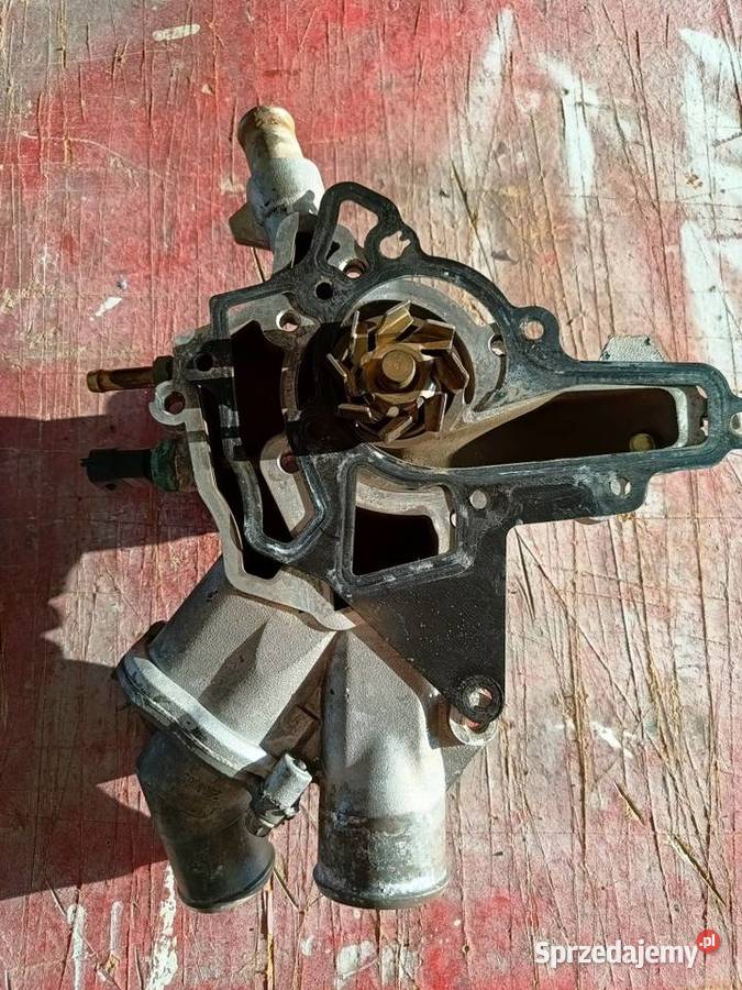 Pompa wody Opel Meriva 14 benzyna 2006 r silnik Radom