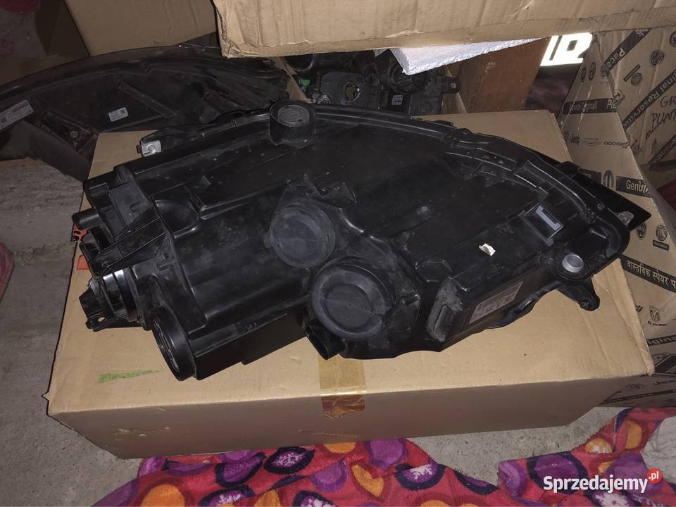 Lampa przód przednia prawa VW GOLF VII 2012 Kozy