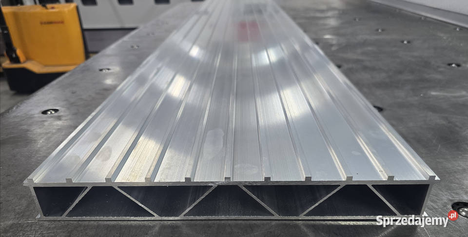Panel aluminiowy 2000x340x40 Najazd Trap Deska Motoryzacja
