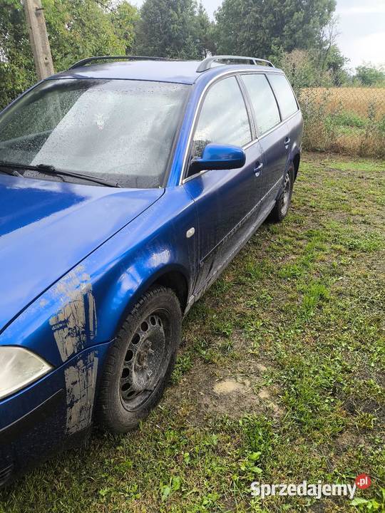 Volkswagen Passat B5 niebieski Bekiesza