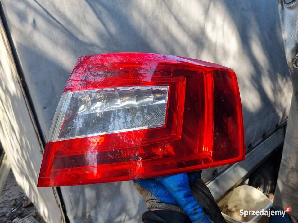 Skoda Octavia 3 III Sedan Lampa Led Tył Prawy