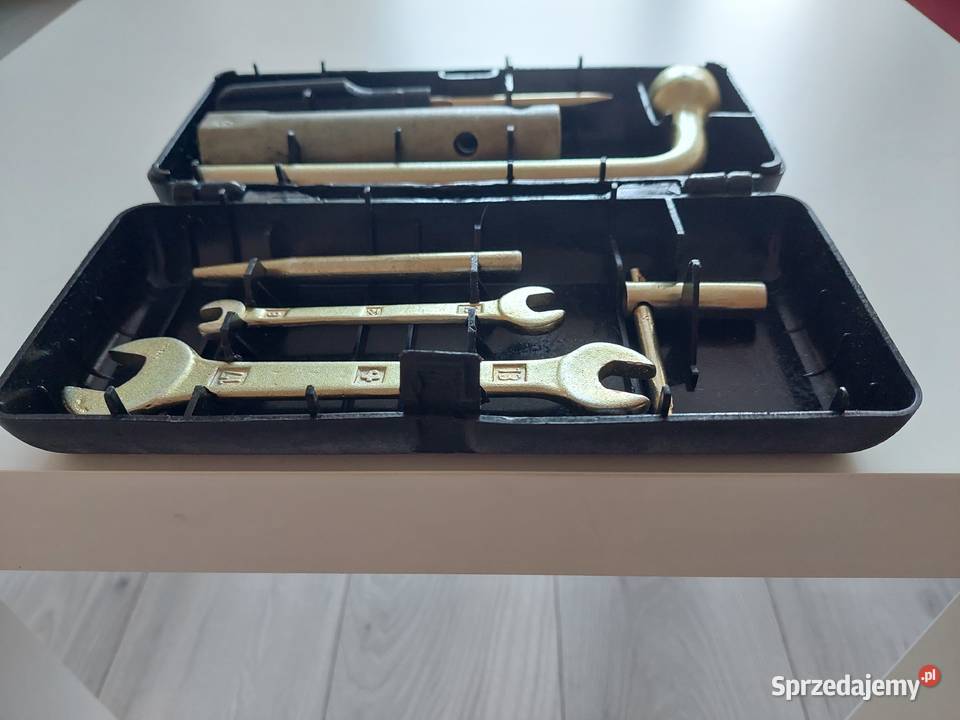 Pudełko narzędziówka fiat 126p w Mysłowice