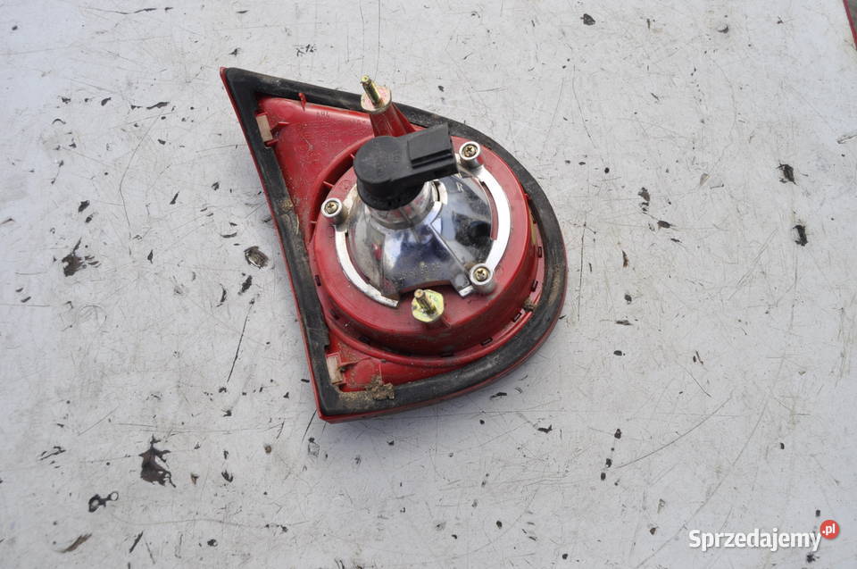 vw golf 5 lampa w klapę prawa lewa osobowe pomorskie sprzedam