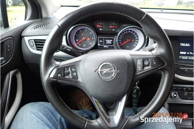 OPEL ASTRA 2019 159800 ccm 136 Warszawa