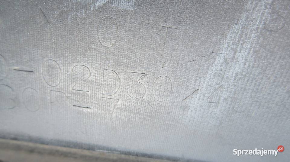 TOYOTA AURIS II LIFT HB 15 ZDERZAK TYŁ TYLNY osobowe Karoseria śląskie Ruda Śląska