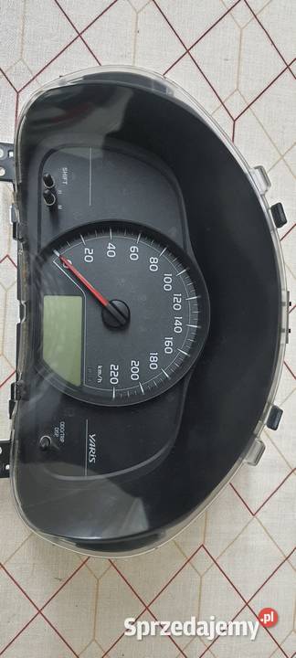 Yaris III Licznik 45K Przebiegu 838000DP50 Nowa Sól sprzedam