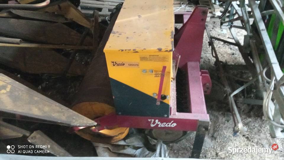 Siewnik do trawy vredo