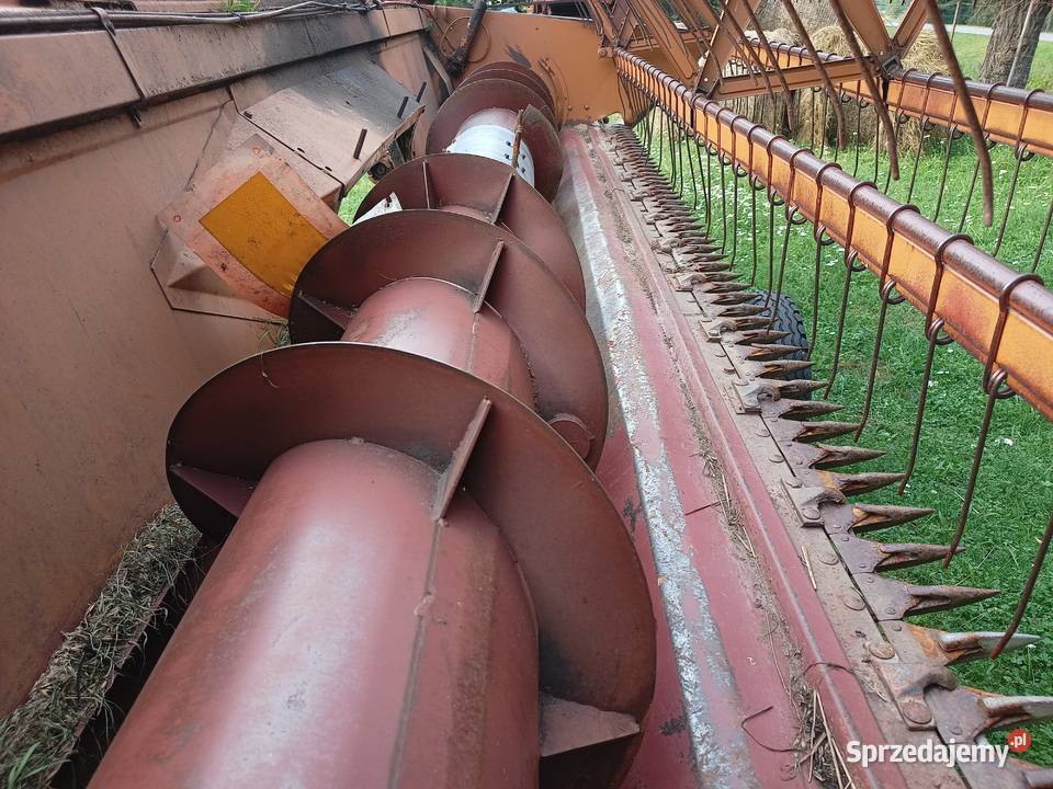 Kombajn zbożowy Bizon ZO56 heder 1988 Zbożowe