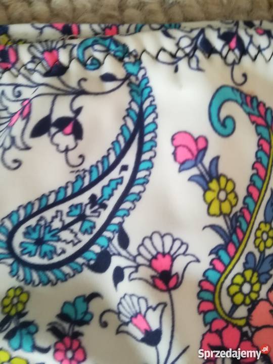 Super nowy strój kapielowy