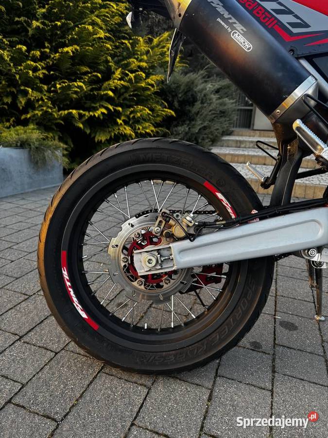Fantic XMF 125 SUPERMOTO Silnik Yamaha KatA1