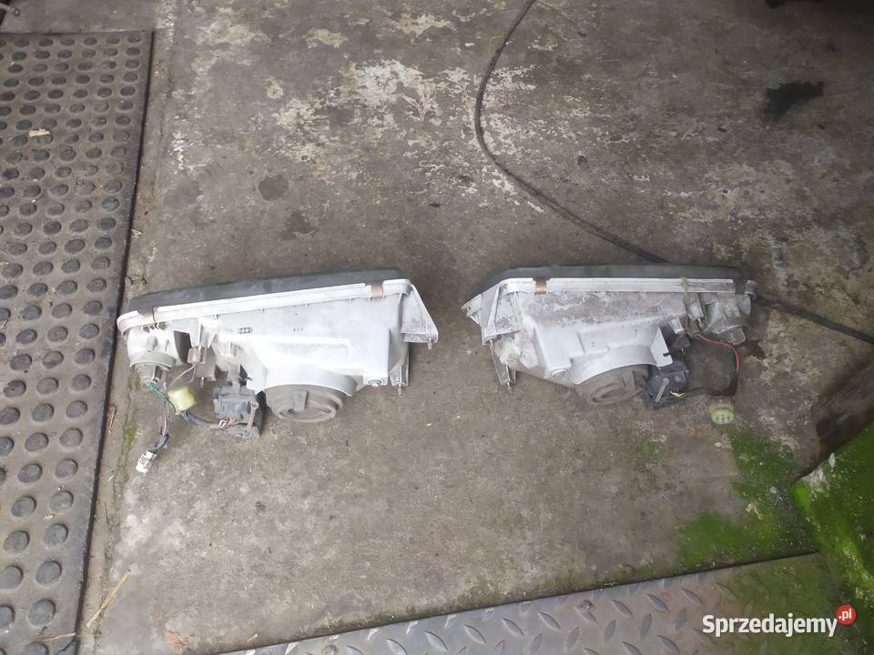 Reflektor lewy prawy Suzuki Vitara 1 osobowe Nowogard