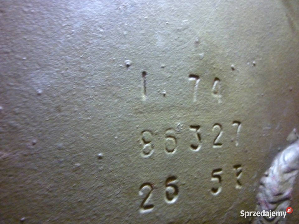 Brdm 2 pokrywa włazu Dębica