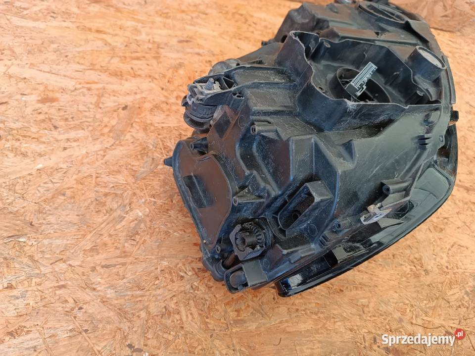 LAMPA LEWY PRZÓD REFLEKTOR EU 5GE941035 osobowe