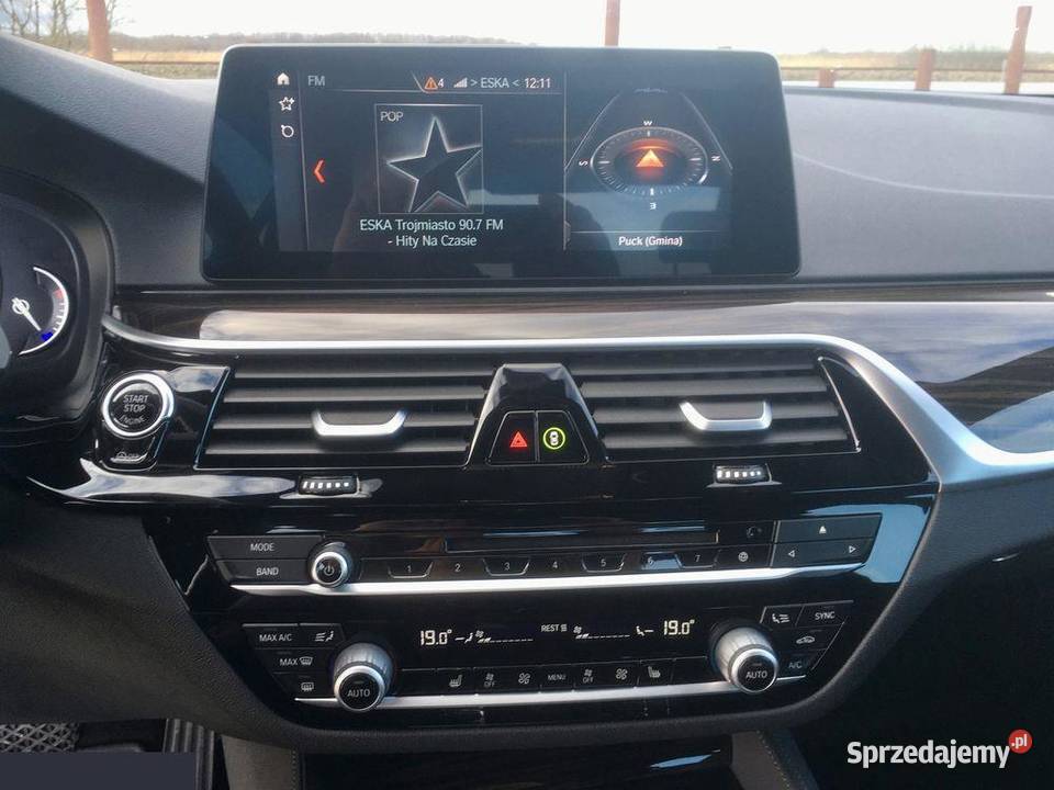 BMW Seria 5 540i GPF xDrive Luxury Line 30 nieuszkodzony Gdańsk sprzedam