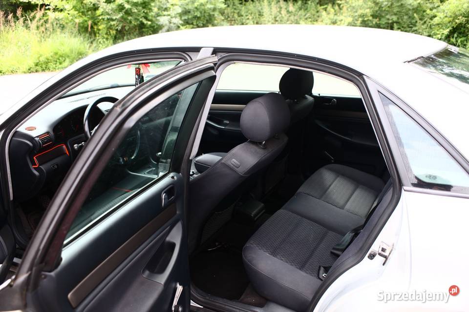 Audi A4 B5 16 Benzyna Klima elektryczne szyby wielkopolskie Kolonia Obory sprzedam