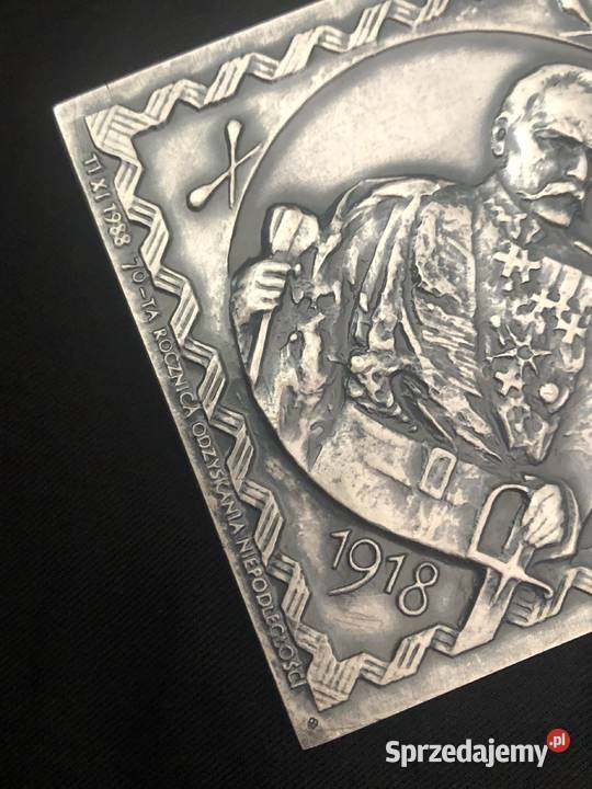 PRL Medal 70 rocznica odzyskania niepodległości