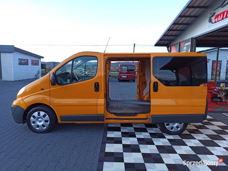 OPEL VIVARO 20 Diesel 115 2x Drzwi przesuwne Zarszyn sprzedam