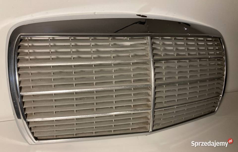 Mercedes Benz W123 atrapa chodnicy grill S123