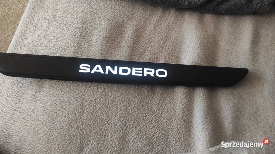 Listwy ochronne progów Dacia Sandero Elbląg