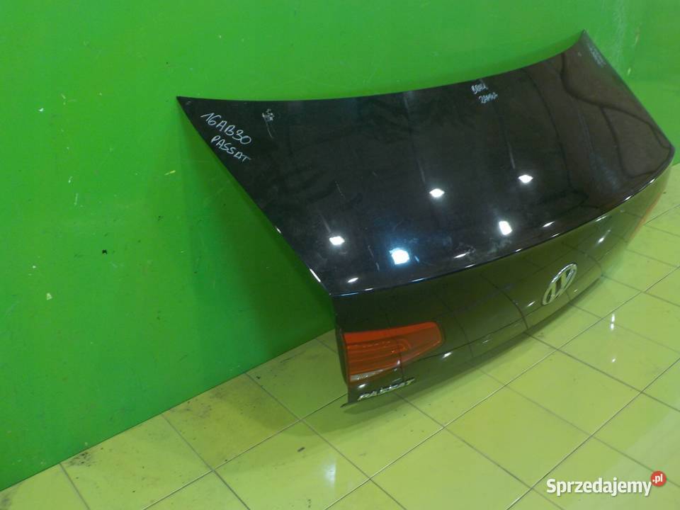 VW PASSAT B8 19r 15 TSI SEDAN 4D klapa tyl Suków