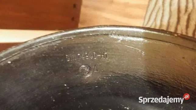 Stary Hełm NiemieckiHITLERJ OryginałSygnatury