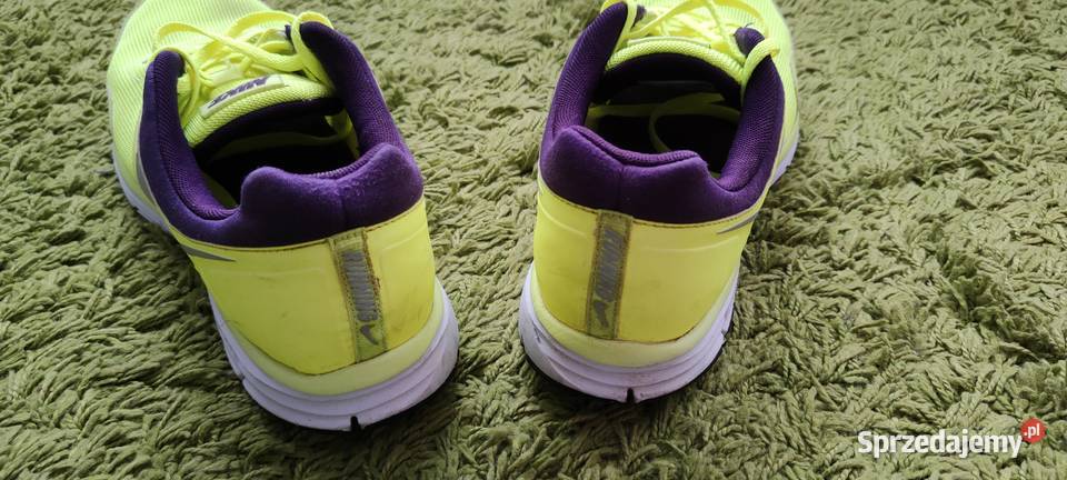 Buty NIKE LUNARFLY 4 455 wkł 295