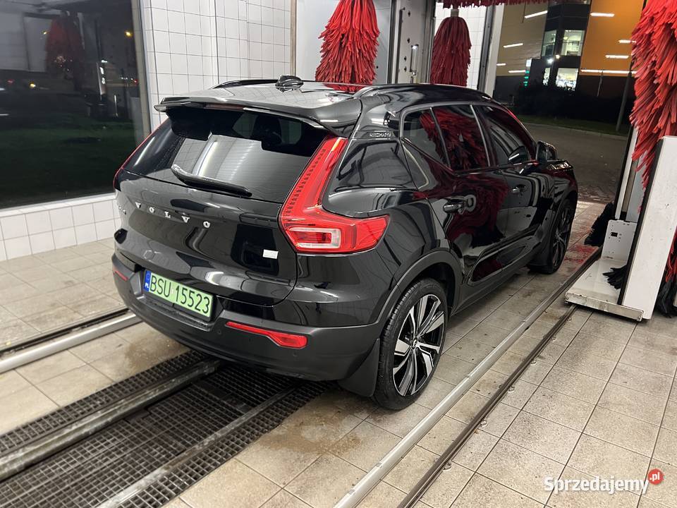 Volvo xc40 recharge P8 r design