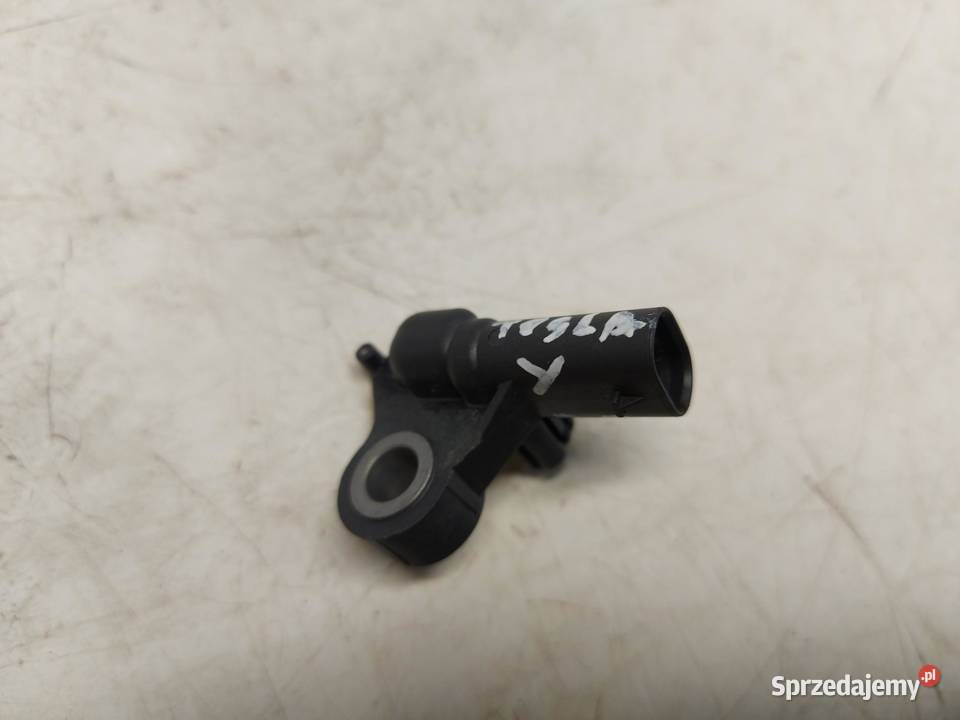 TESLA MODEL Y 2023r Czujnik uderzenia Airbag Czujniki sprzedam