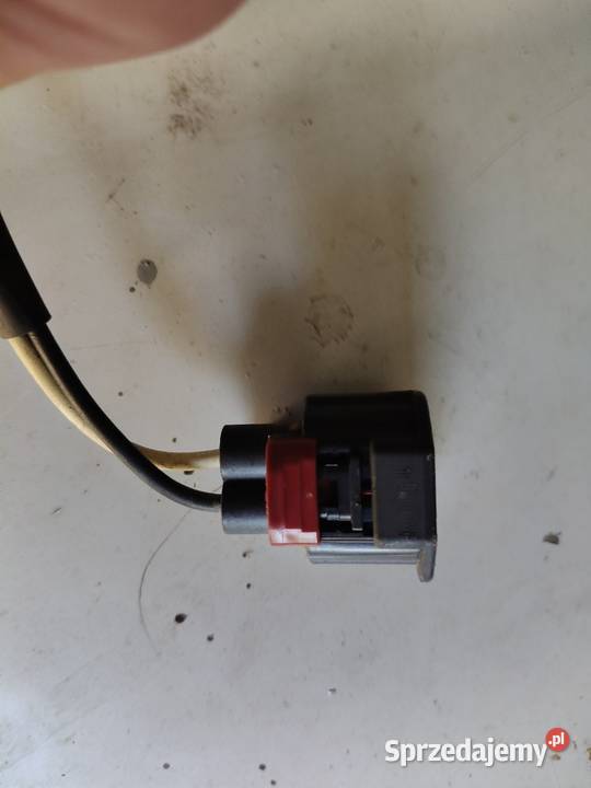 UlWentylator chłodnicy Mercedes cla 117 Rok produkcji 2016 Układ chłodzenia Inowłódz sprzedam