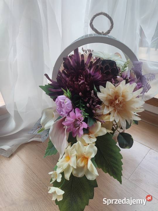 Ażurowa kompozycja kwiatowa na cmentarz 13 biały Sosnowiec